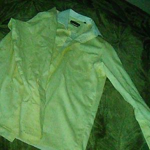 Donald Trump's lemon and white dress shirt.